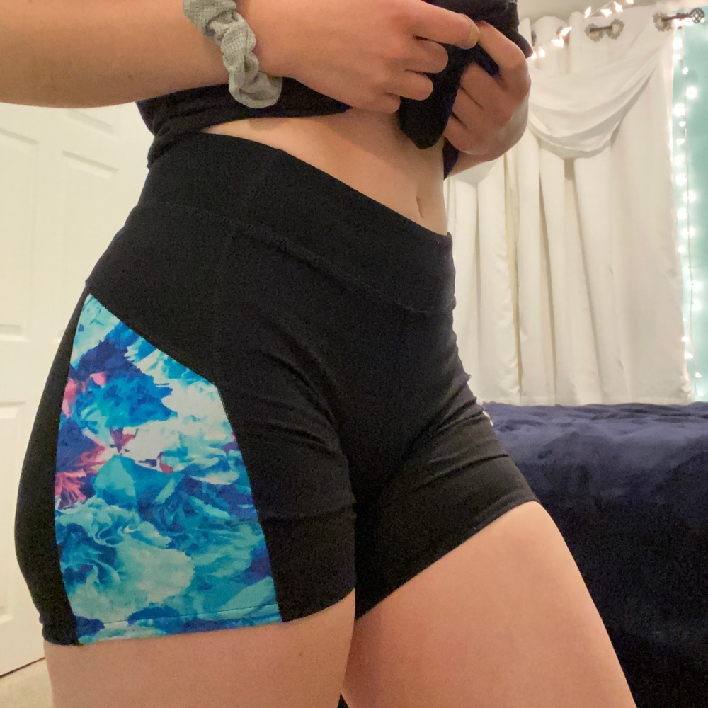 Black spandex with pattern